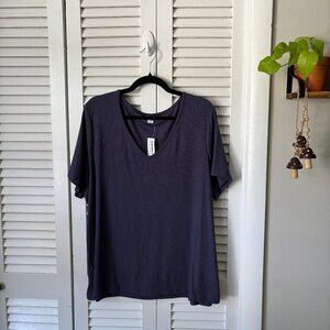 NWT - Old Navy Top - XXL